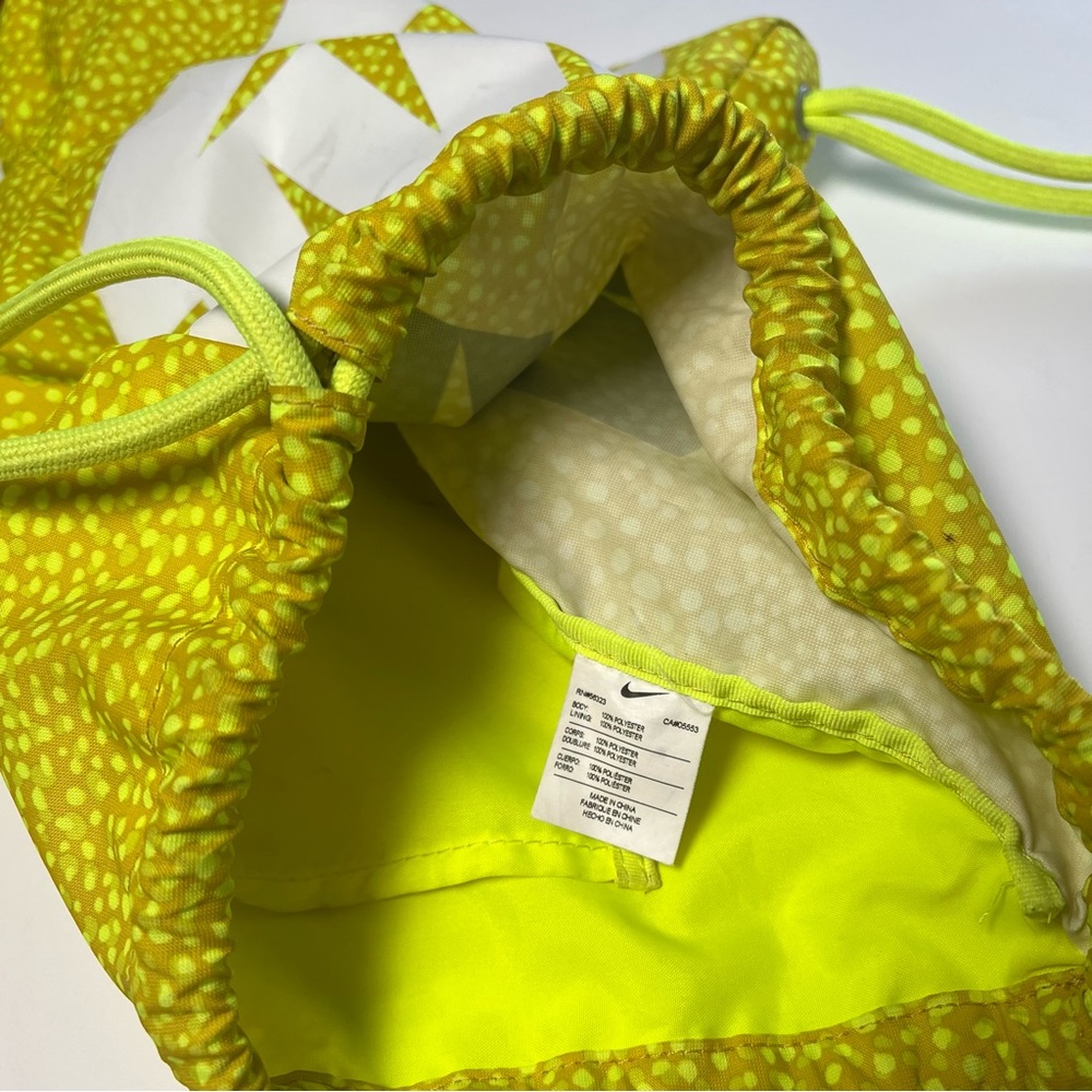 Nike Drawstring Bag - Picture 4 of 6